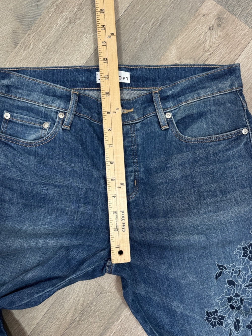 Loft Jeans 4‎ Blue Floral Embroidered Raw Hem Boyfriend Crop Boho Cottagecore - Picture 12 of 14